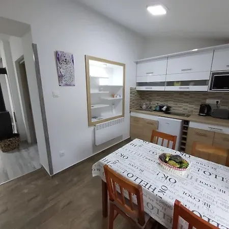 Nefelejcs Vendeghaz Apartament *