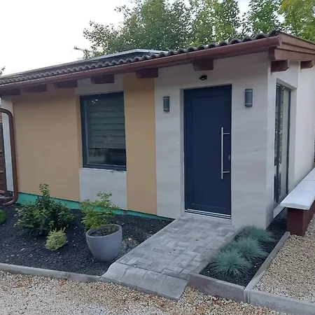 Apartament Nefelejcs Vendeghaz